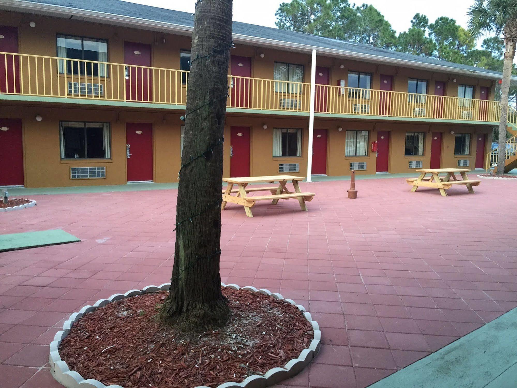 Country Hearth Inn- Kissimmee Extérieur photo